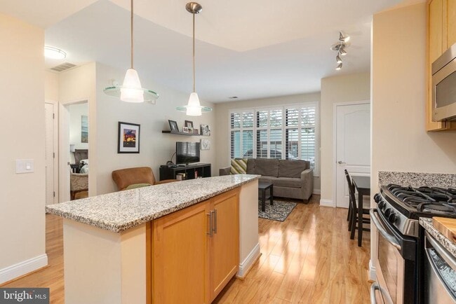 Photo - 525 N Fayette St Apartment Unit 117