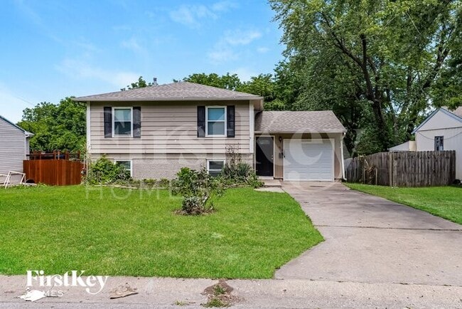 Photo - 19112 E Ponca Dr House