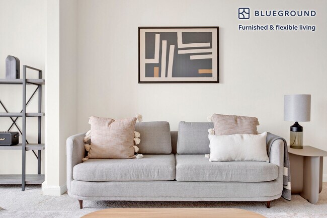 Photo - 4835 Cordell Ave Unit SI FL6-ID408