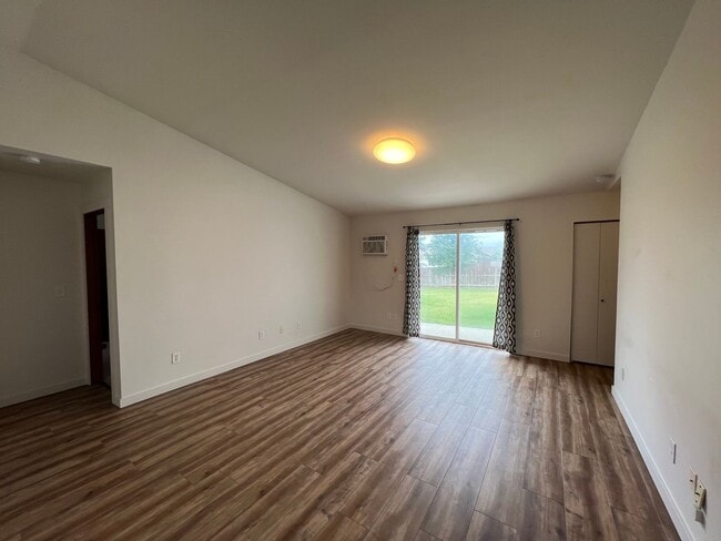 Photo - 3 Bedroom Home - Newly Renovated!