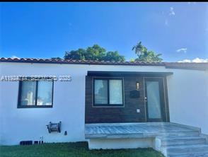 Building Photo - 3110 SW 19th Ter