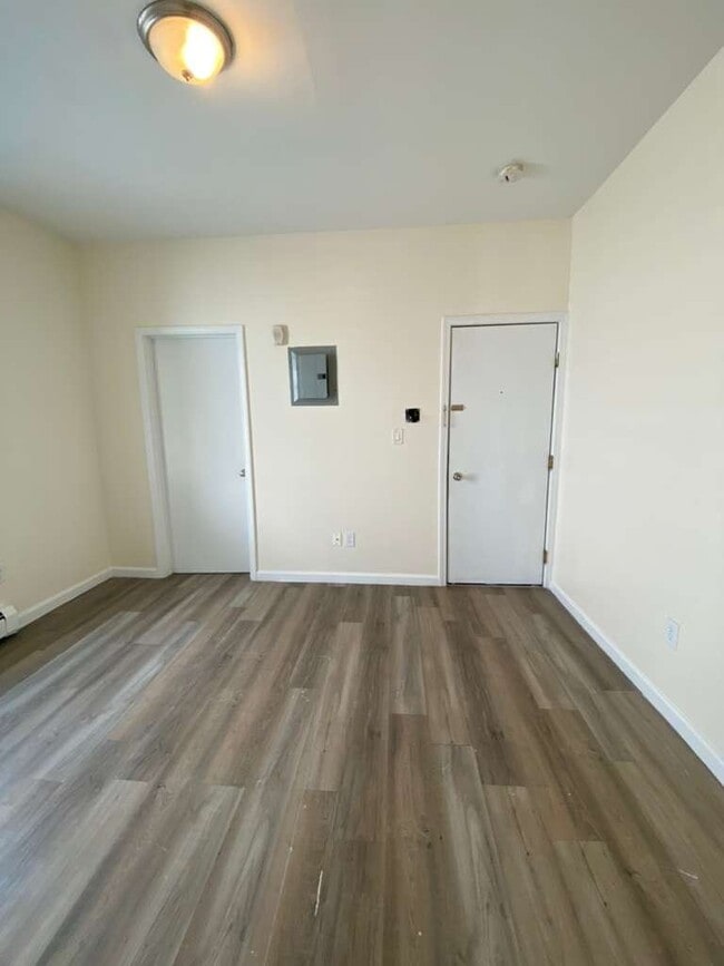70 Ash St Unidad 3R