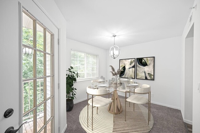 Ivy Hills Living Spaces