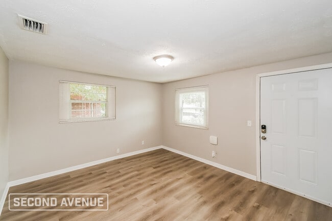 Photo - 2230 W 11th St