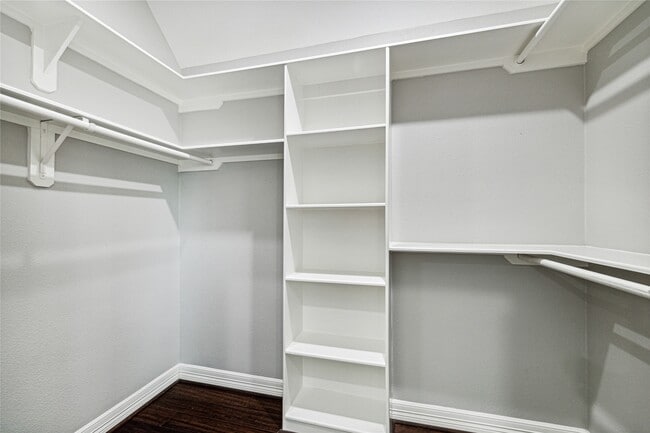 Photo - 4908 McKinney St