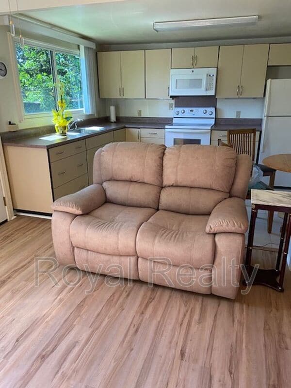 Photo - 2546 Komo Mai Dr Unit A