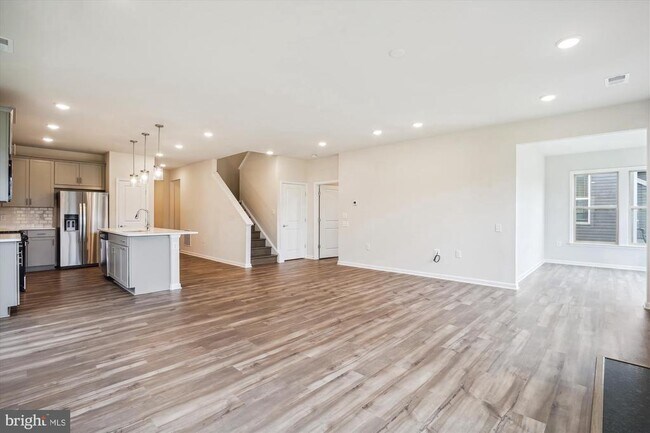 Photo - 21812 Hawksbill High Cir