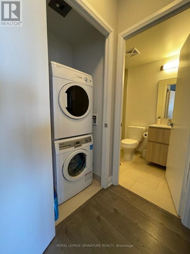 Photo - 36 Park Lawn Rd Unit 1504