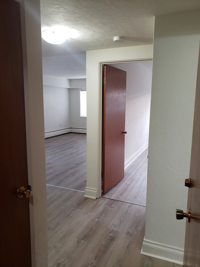 Photo - 908 Cook St Unit 204