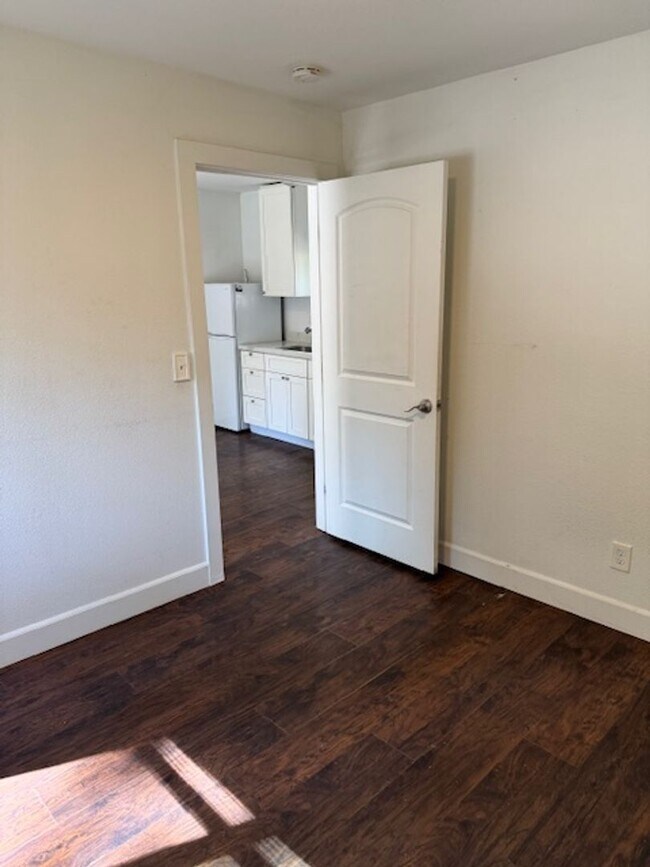 Photo - Clem Mora Rentals Unit 5