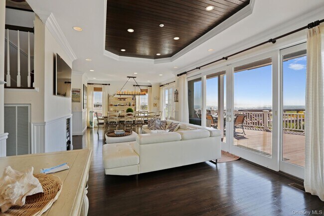 Photo - 949B Dune Rd