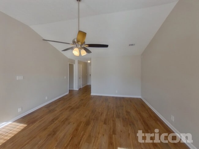 Photo - 3107 Donard Ct