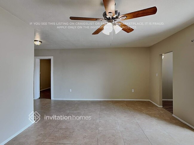 Photo - 9444 N 4th Ave