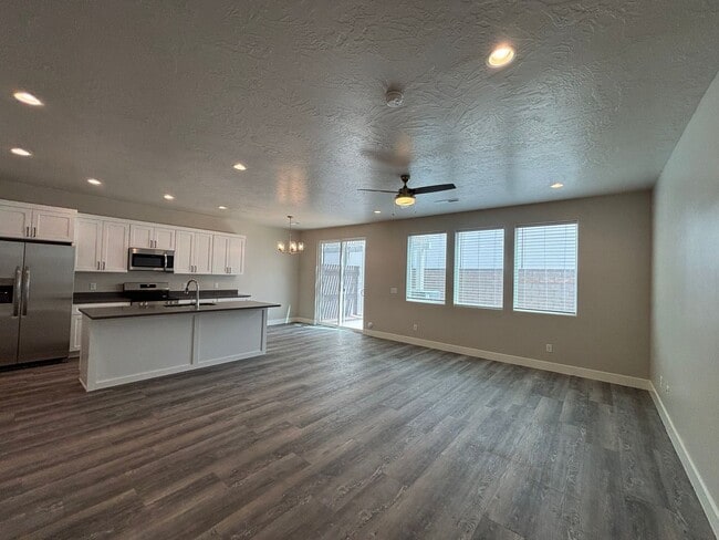 Photo - BRAND NEW TOWNHOME FOR RENT!