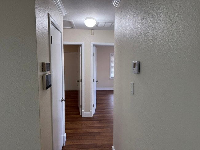 Photo - 6015 8th Ave