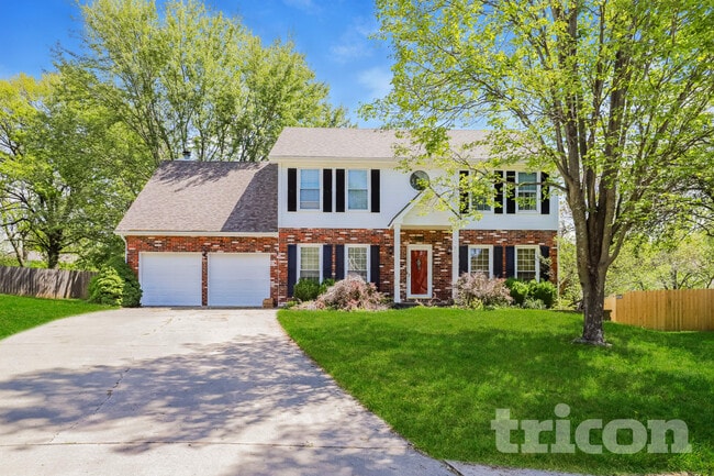 Building Photo - 9719 N Kenwood Ct