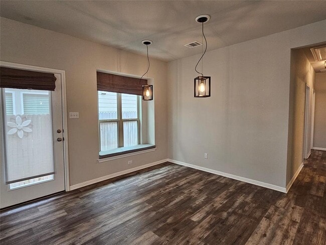 2800 Seneca Path