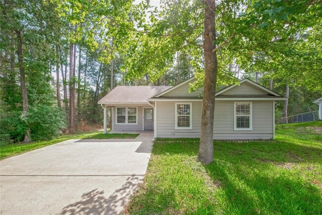 Building Photo - 10680 Royal York Dr