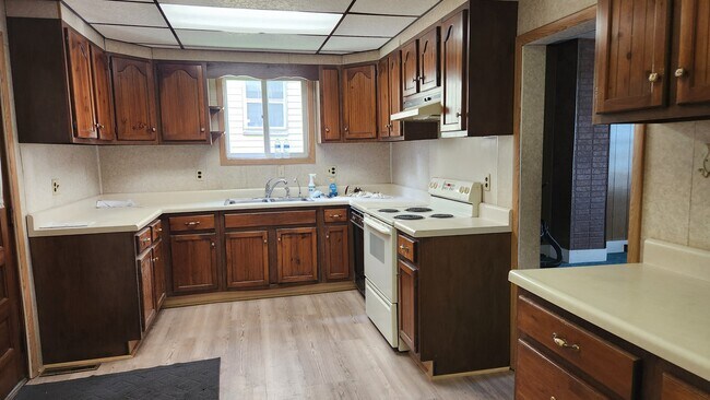 Photo - 615 Bigler Ave