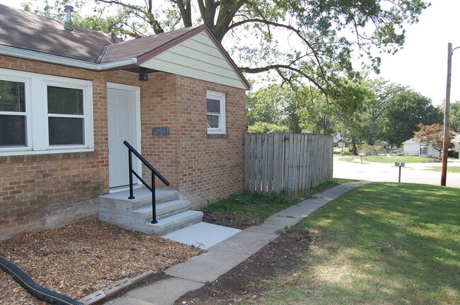 Photo - 4501-4511 Witherbee Blvd Unit 4501 Witherbee Blvd