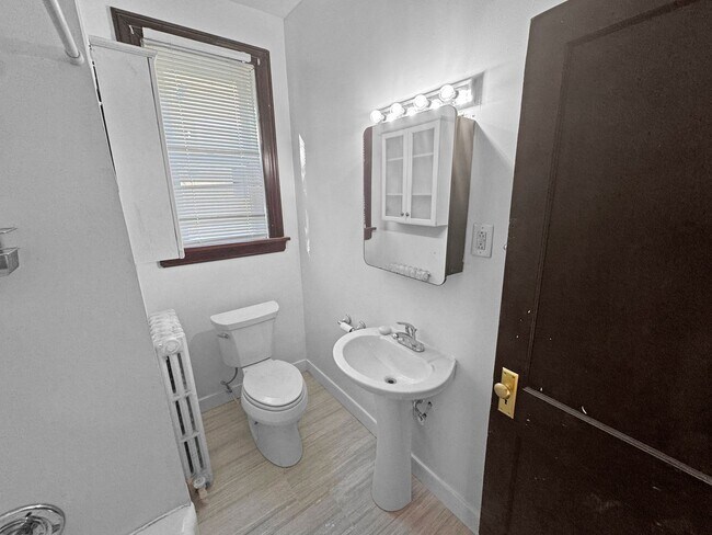 Photo - 2806 Hawthorne Ave Unit 1