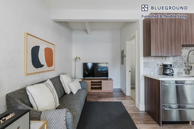 Photo - 715 Everett Ave Unidad FL1-ID1752