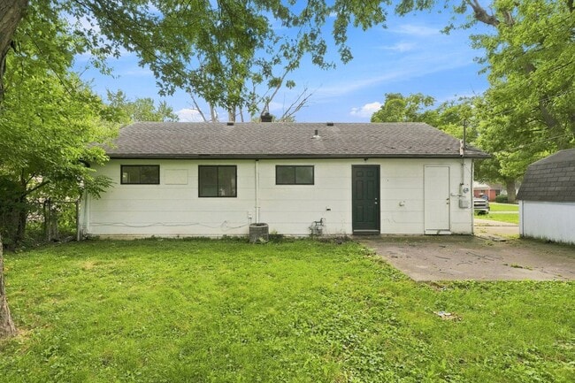 Photo - 528 Courtney Dr