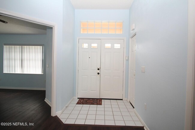 Photo - 48 Westover Ln