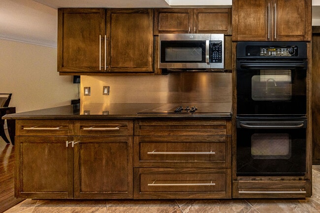 Photo - 2025 Lavers Cir