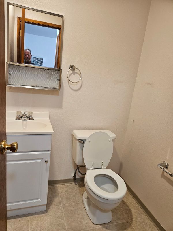 Photo - 1600 Fischer Ave