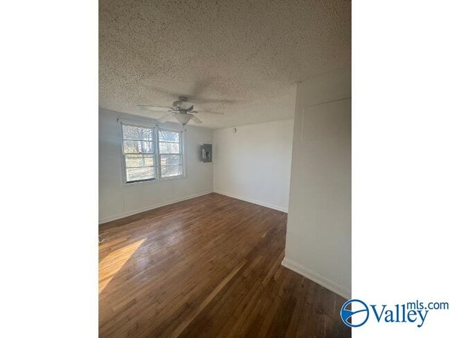 Photo - 118 Brockway Ave