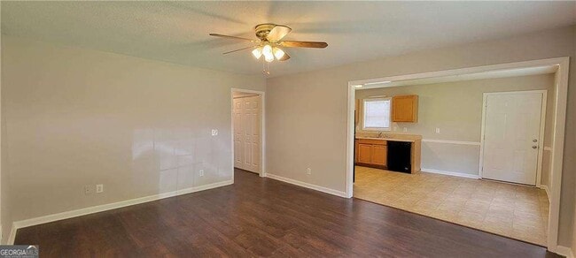 Photo - 2325 Shady Grove Rd