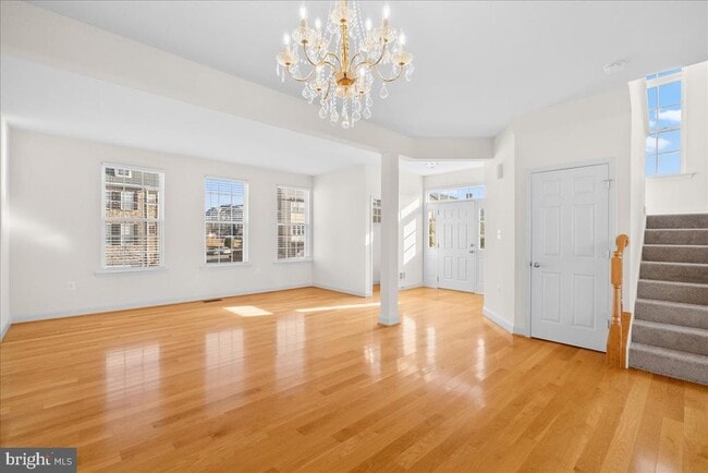 Photo - 927 Buttonwood Terrace NE