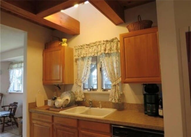 Photo - 48 Bellevue Ave