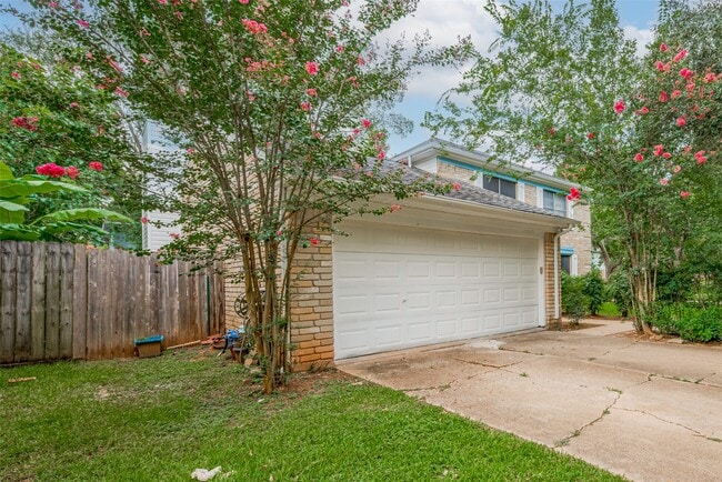 Photo - 3610 Bee Bayou Ln
