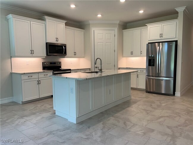 Photo - 331 Tamarindo Ln