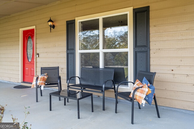 Photo - 4375 Park St