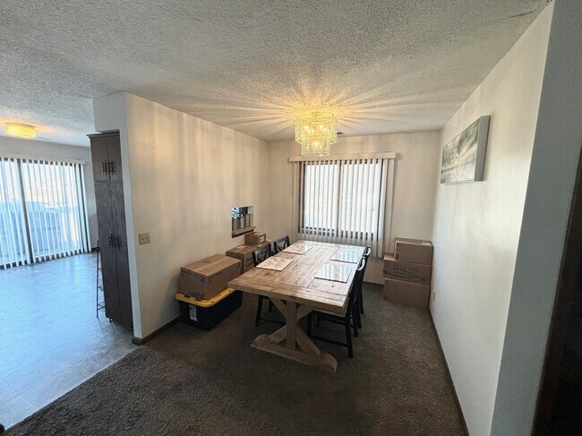 Photo - 3602 Quebec Ave S