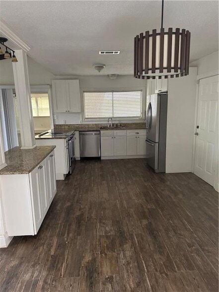 Photo - 306 Clover Dr Casa