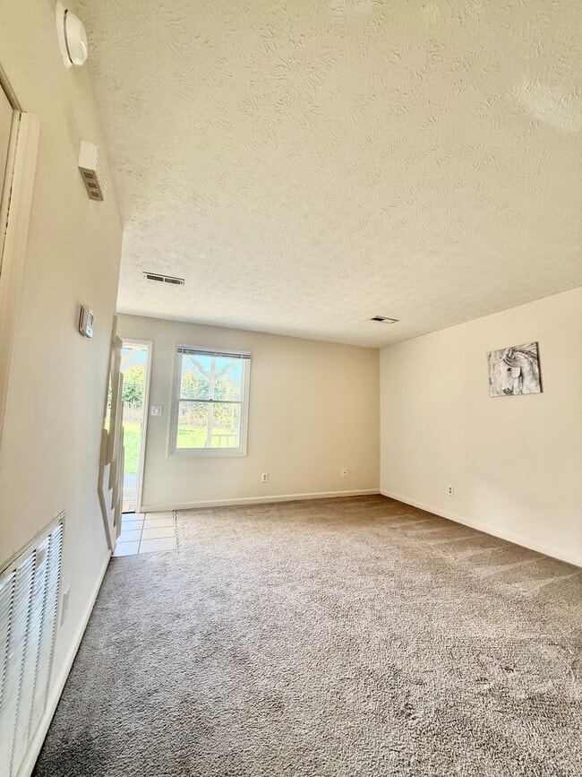 Building Photo - 342 Old Gray Station Rd