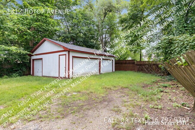 Photo - 1312 Hotop Ave