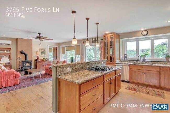 Photo - 3795 Five Forks Ln