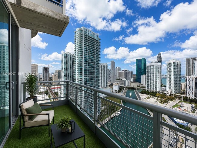 Photo - 690 SW 1st Ct Unit 3104