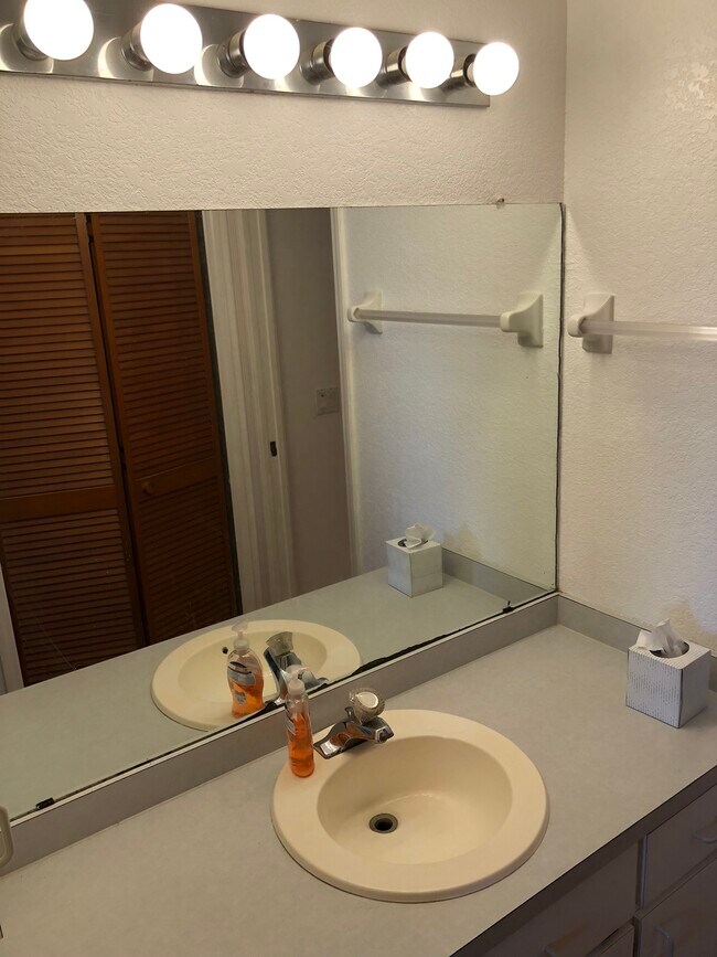 Photo - 1512 Rio de Janeiro Ave Unit 125