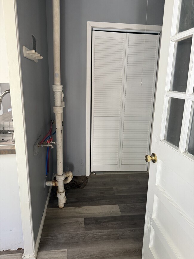 Photo - 619 W Lakewood Ave