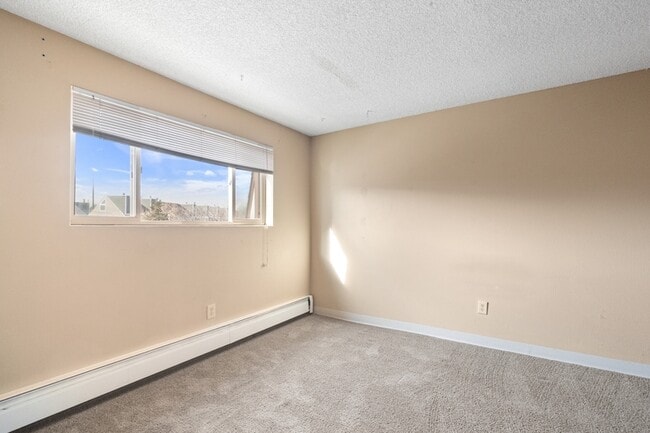 Photo - 791 W Prentice Ave