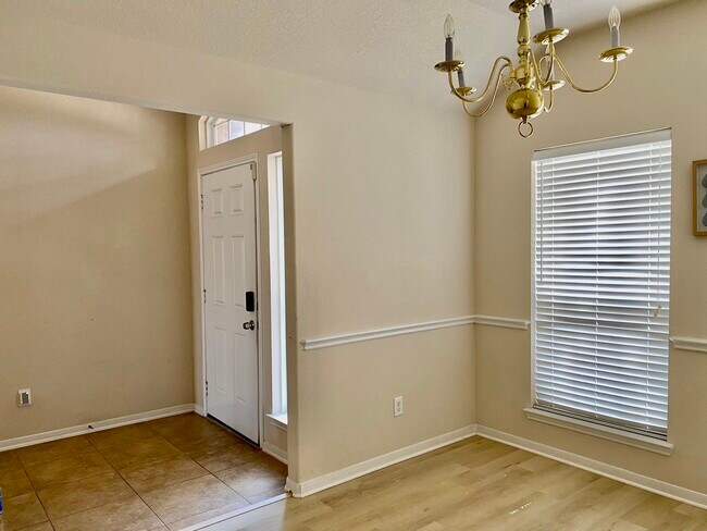 Photo - 14319 W Oblong Cir