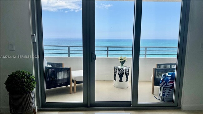 Photo - 5555 Collins Ave Unit 14E