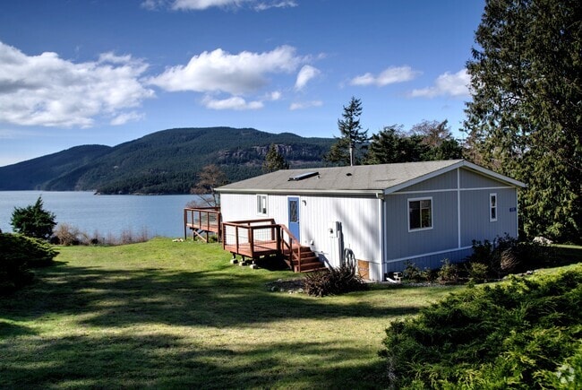 Building Photo - 5170 W Shore Rd Rental
