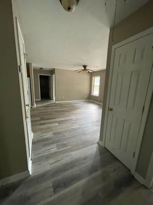 Photo - 118 Leeper Dr